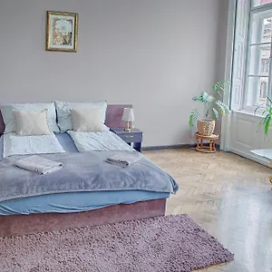 Basilica Apartment